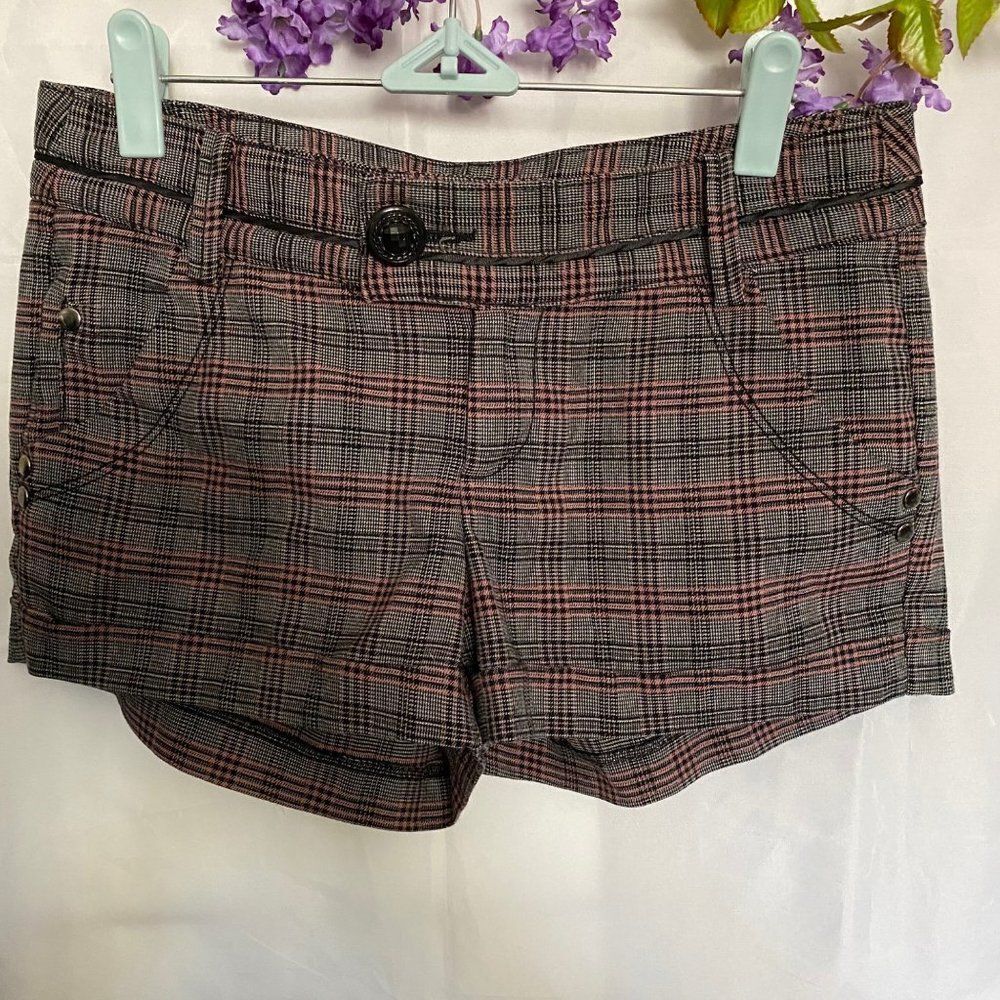 DKNY plaid shorts 